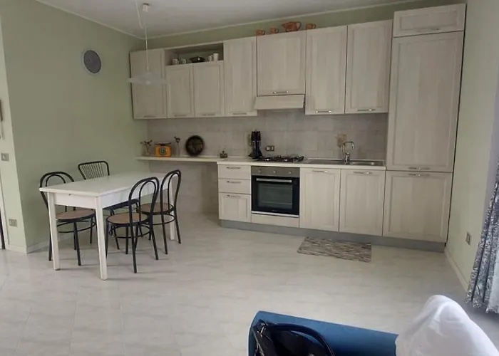 Lion&lion Apartamento Novara